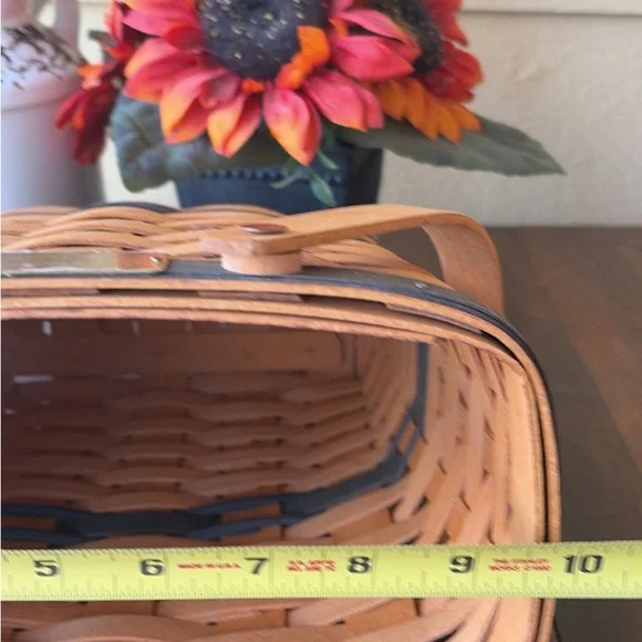 1996 Longaberger Brown and Black Woven Basket - Picture 7 of 10